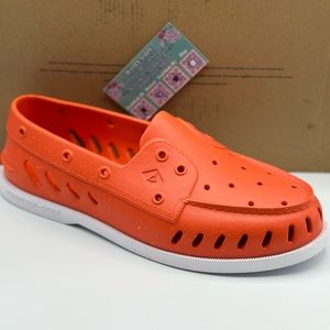 SPERRY FLOAT BOAT SHOE ORANGE NO BOX
